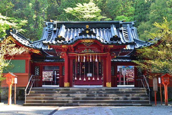 箱根神社，九頭龍神社