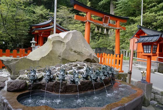 九頭龍神社